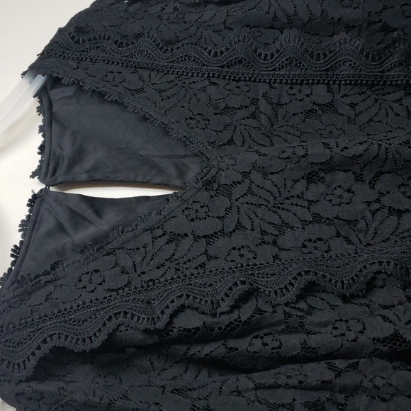 HP 🥳🥳🥳Lace Black Long Sleeve Top XL - Picture 8 of 11